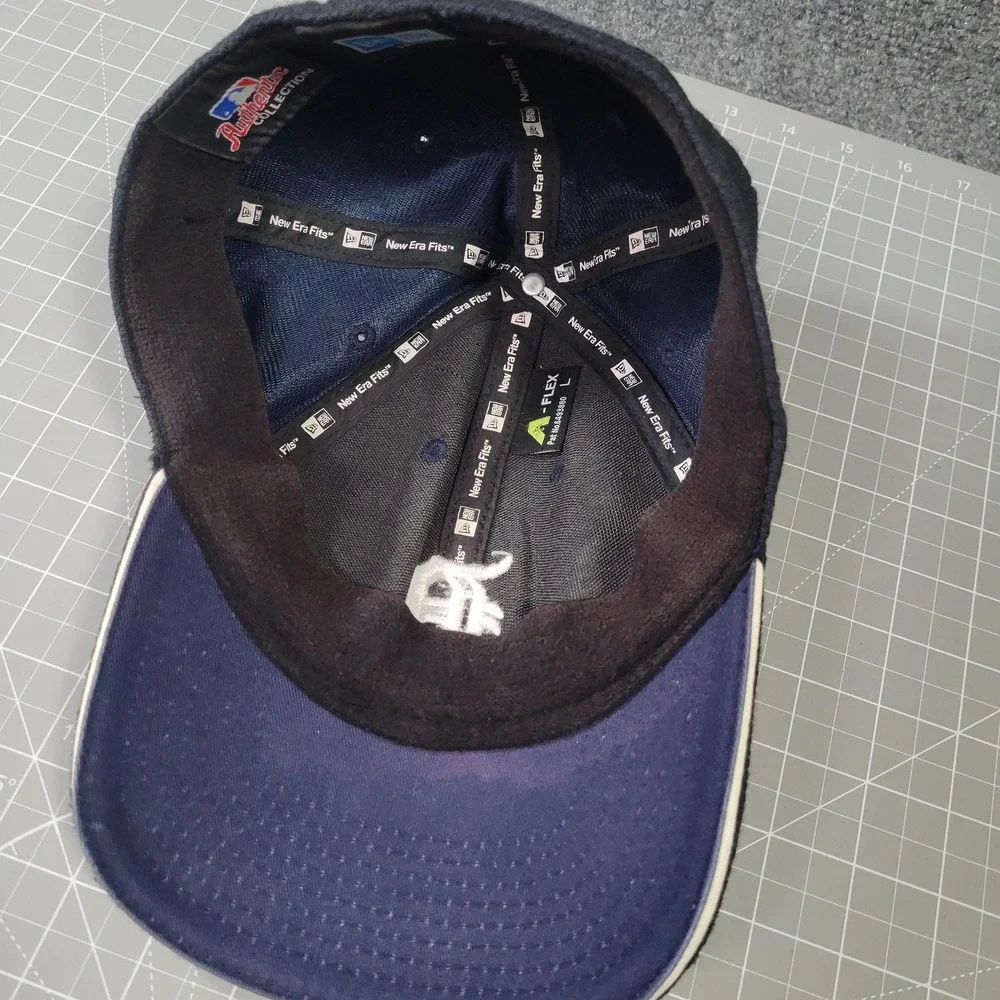 Detroit Tigers Hat Cap Fitted Mens Large Navy White MLB Baseball A-FLEX New Era
